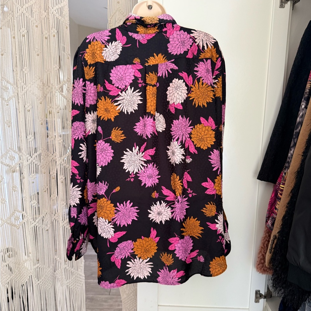 Ann Taylor Black Floral Bow-Tie Blouse with Pink & Orange Flowers - Picture 4 of 9